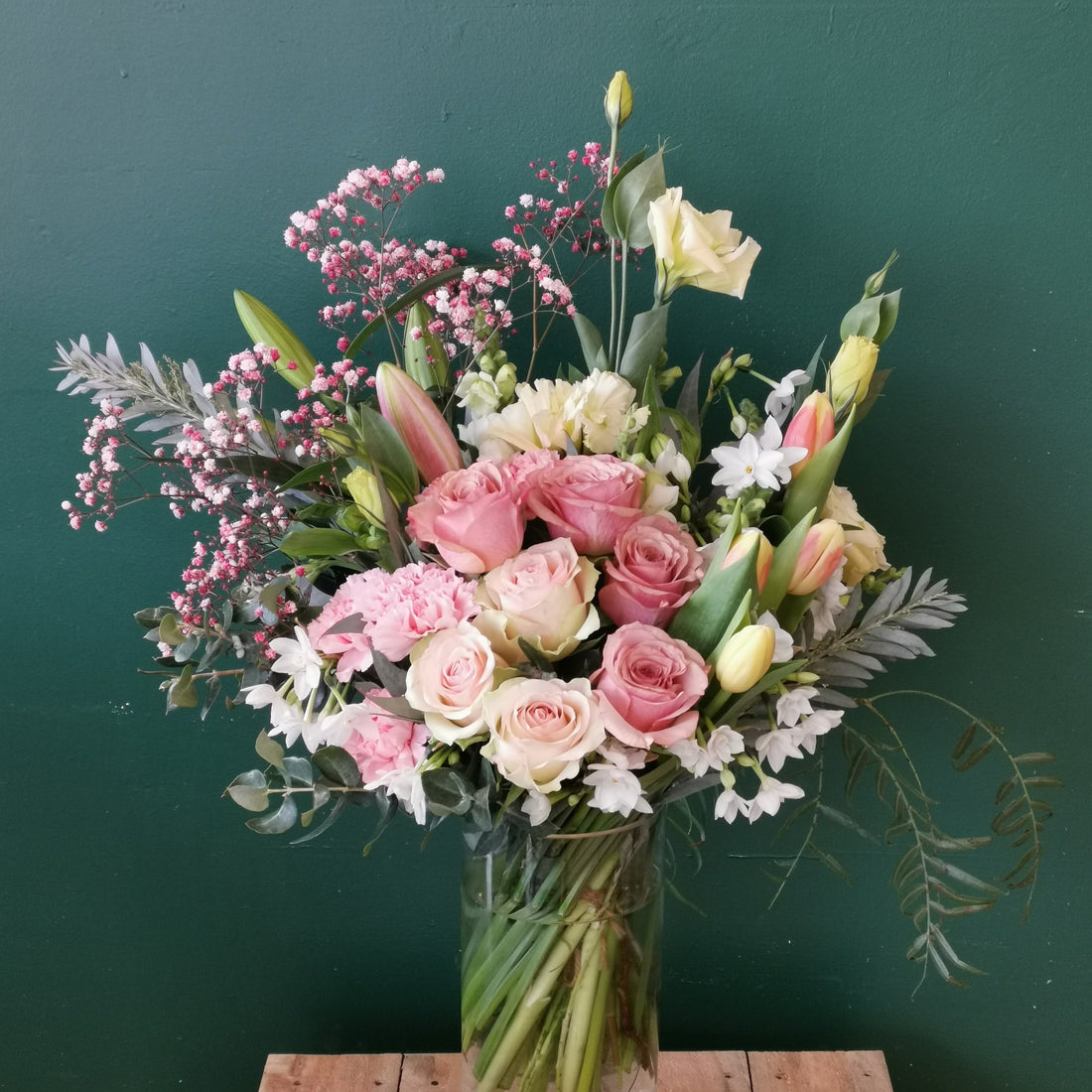 Same-day flower delivery Burwood East - Elegant anniversary bouquet for a long-time local residence behind the strip shops.