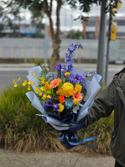Architectural Brilliance in Celebration: Crafting Melbourne's Finest Graduation Bouquets