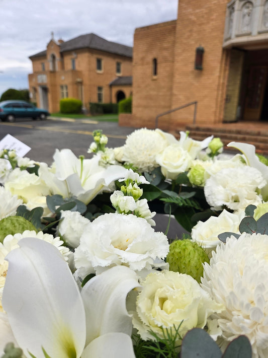 Funeral Flower Delivery to Croydon | Flowerland