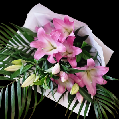 Bespoke luxury pink Oriental Lily floral bouquet delivered same-day to high-end residential estates in Vermont.