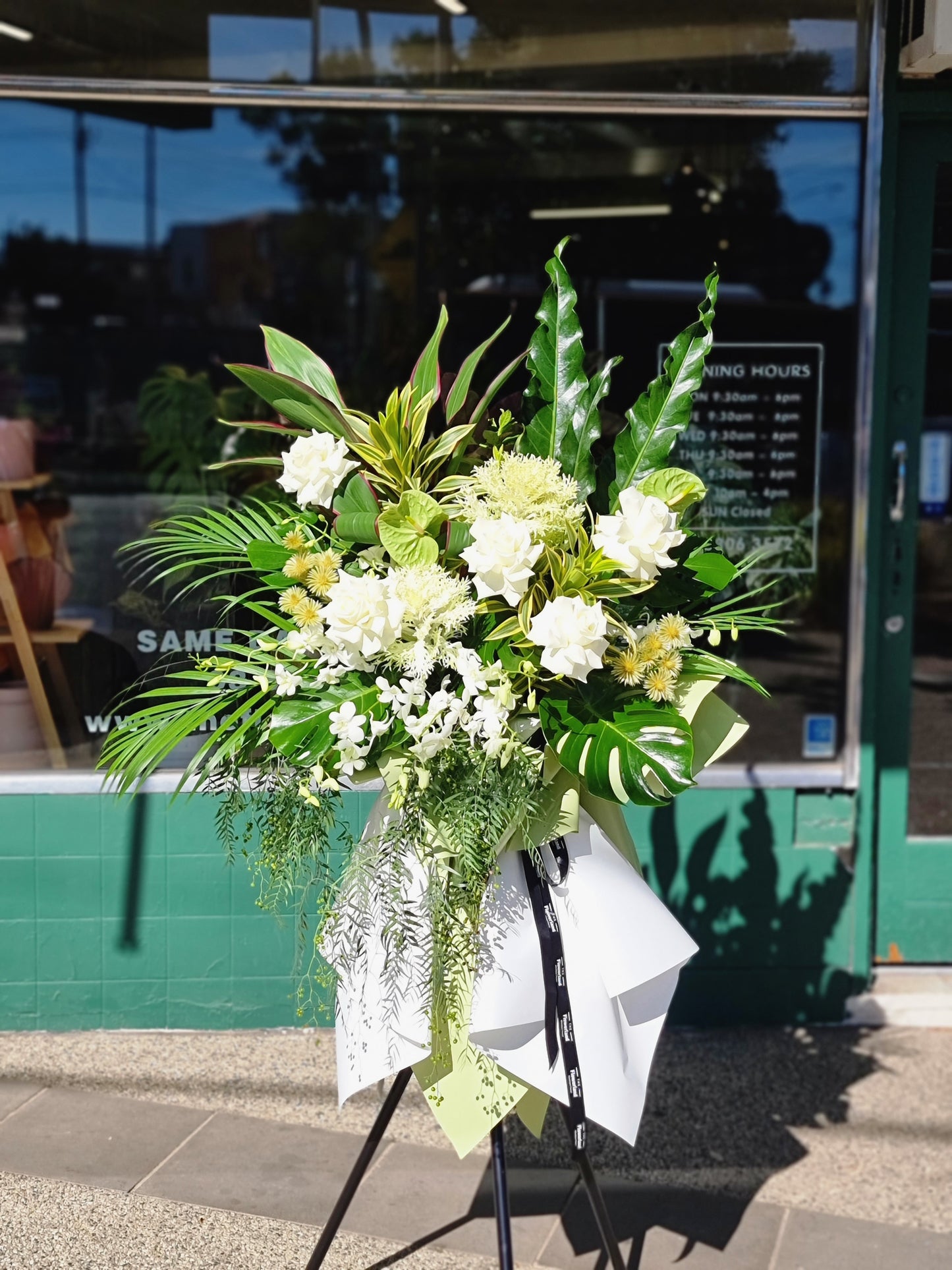 Serene Elegant White Flower Stand 1.8m