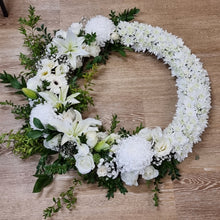 Load image into Gallery viewer, Funeral Wreath
