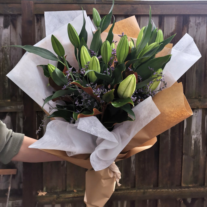 Oriental Lily Bouquet -The Flowerland