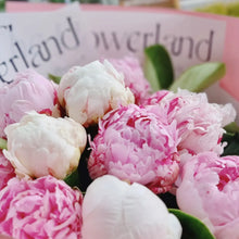 Load image into Gallery viewer, Peony Bouquet
