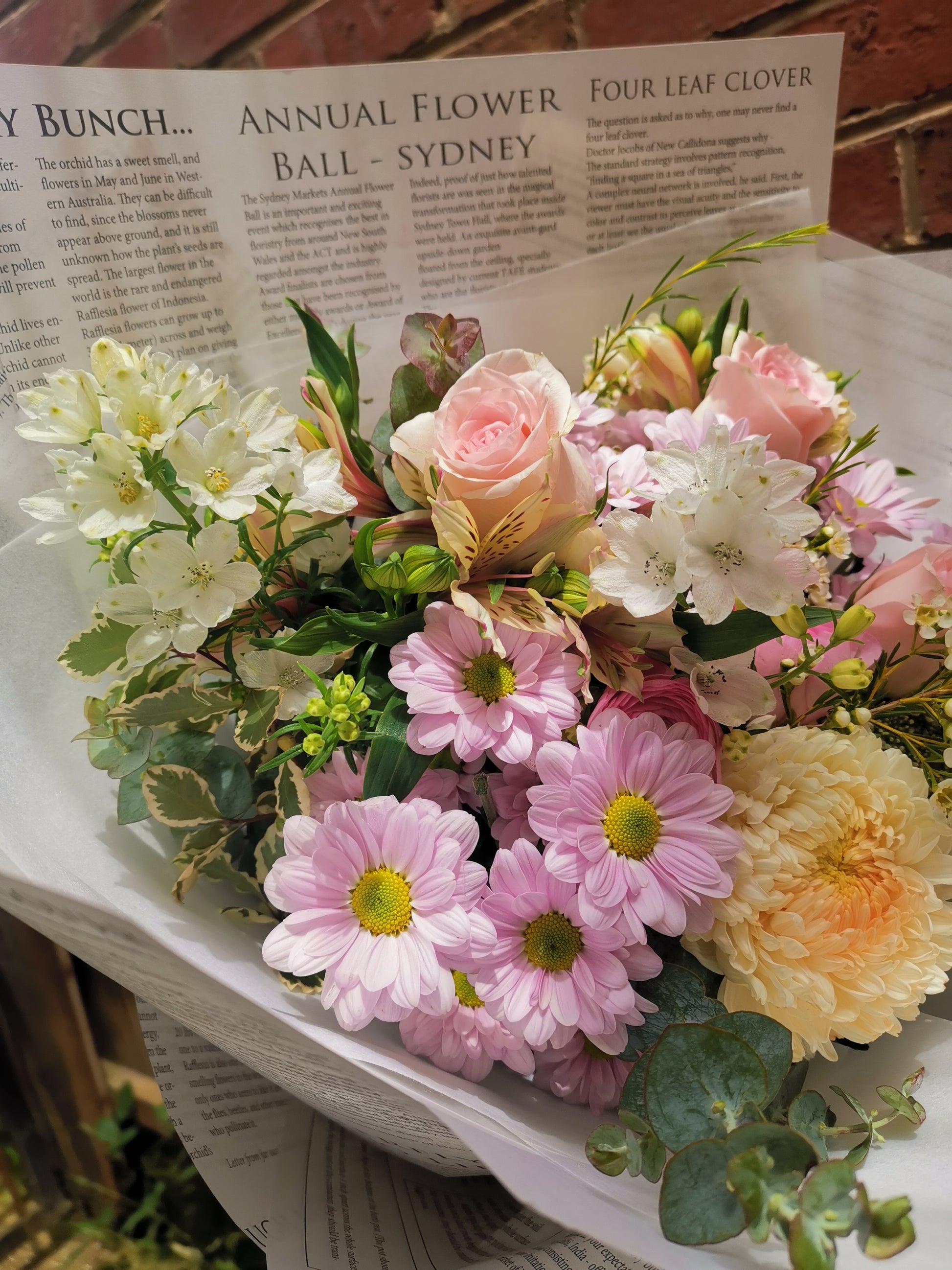Contemporary pastel floral bouquet delivered straight to modern luxury apartment high-rises near Glen Waverley Kingsway.